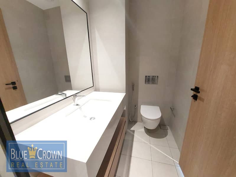 Decent Apartment 3BHK +Maid room With Kitchen Appliances || Modern Amenities - Image 10