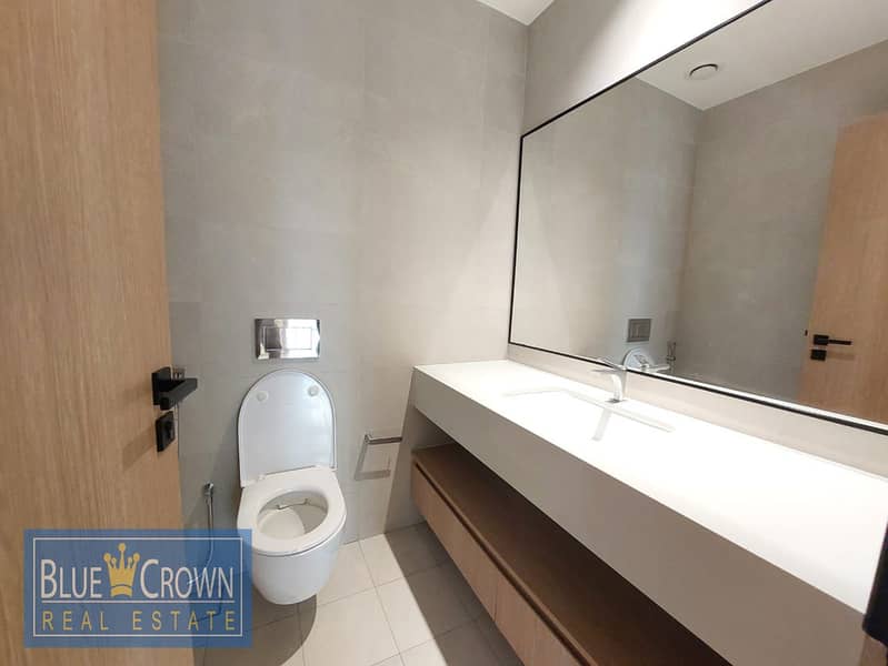 Decent Apartment 3BHK +Maid room With Kitchen Appliances || Modern Amenities - Image 21