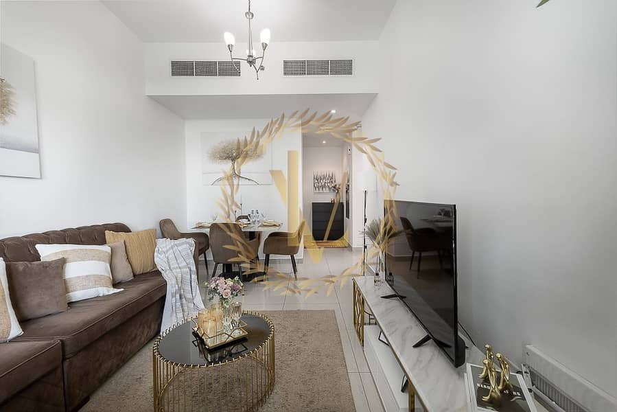 Luxurious 1BR in Dubai Marina–Steps to Metro and Beach, Several attractions nearby