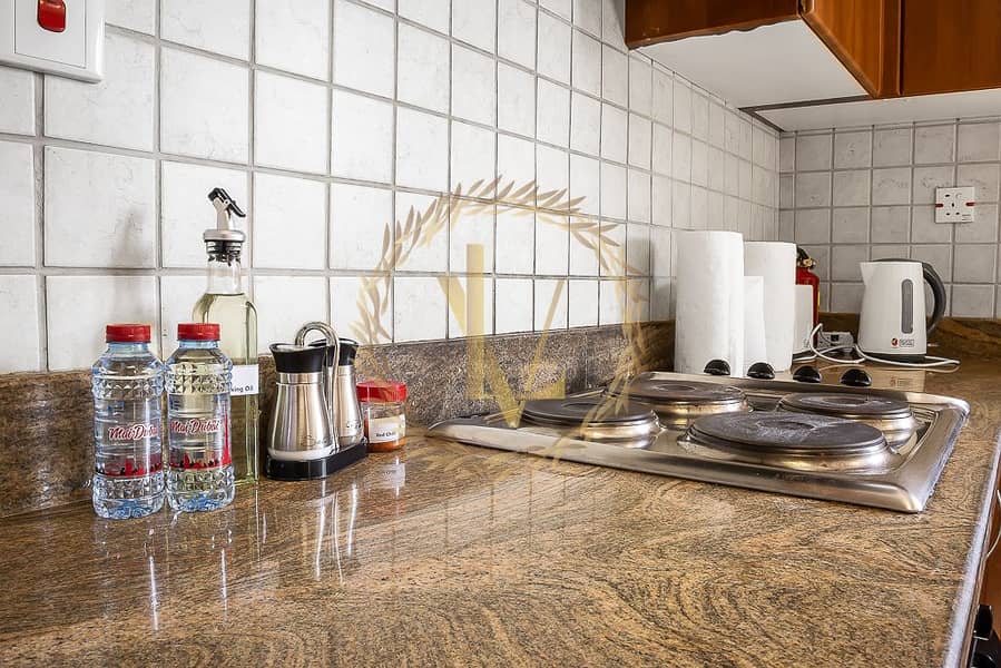 Luxurious 1BR in Dubai Marina–Steps to Metro and Beach, Several attractions nearby - Image 9