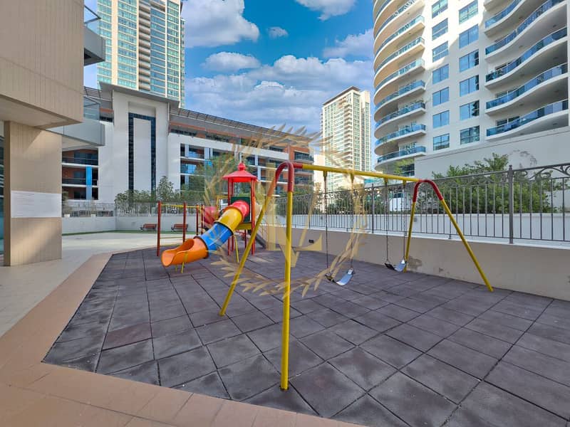 Luxurious 1BR in Dubai Marina–Steps to Metro and Beach, Several attractions nearby - Image 15