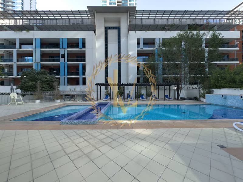 Luxurious 1BR in Dubai Marina–Steps to Metro and Beach, Several attractions nearby - Image 21