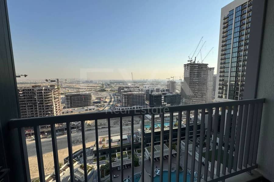 Fully Furnished | High Floor | Pool View | Vacant - Image 9