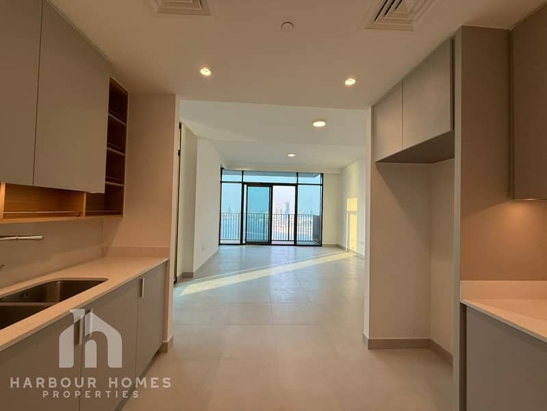 Sea View | Chiller Free |