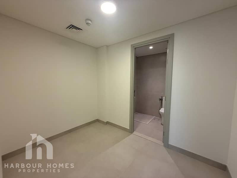 Sea View | Chiller Free | - Image 13