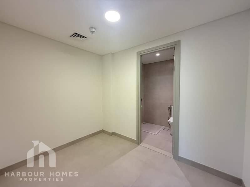 Sea View | Chiller Free | - Image 16