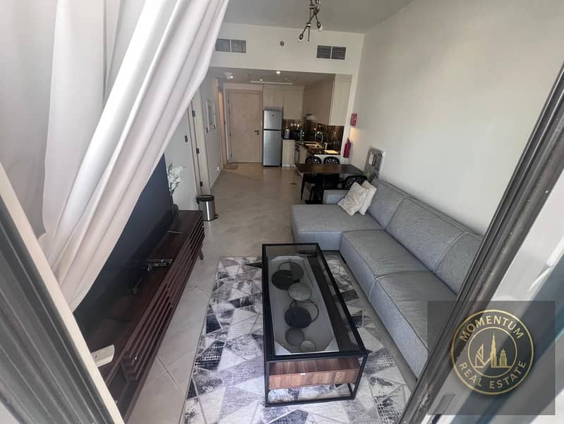 Fully Furnished | Burj Khalifa View | Luxury | Great Location - Image 7