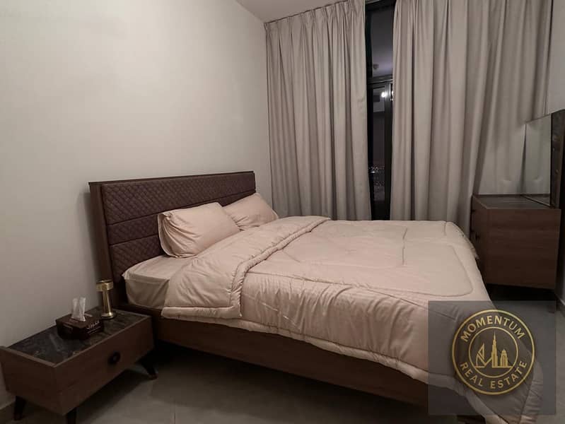 Fully Furnished | Burj Khalifa View | Luxury | Great Location - Image 13