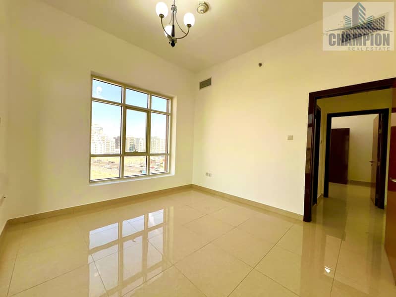 Spacious 2 BHK | 1410 Sqft | Prime Location | Rent 95k - Image 12