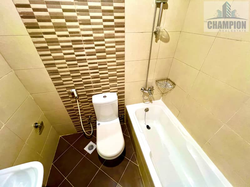 Spacious 2 BHK | 1410 Sqft | Prime Location | Rent 95k - Image 13