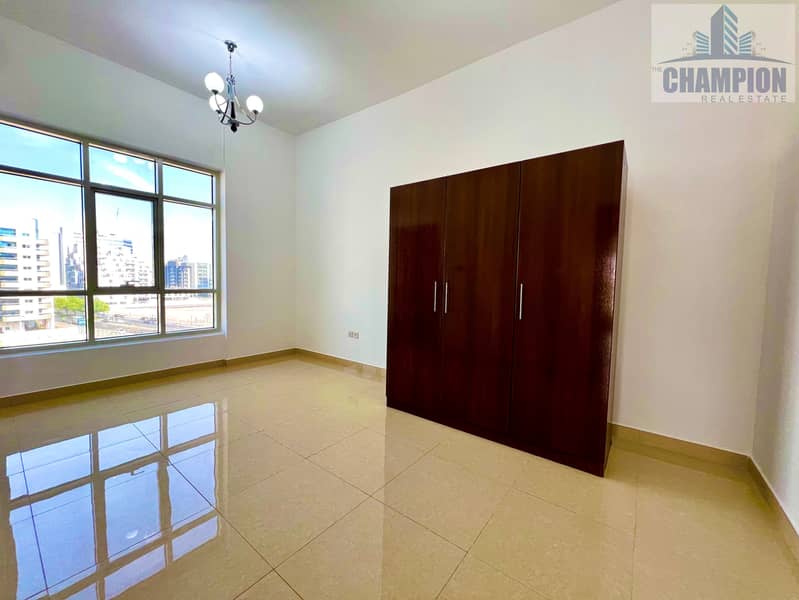 Spacious 2 BHK | 1410 Sqft | Prime Location | Rent 95k - Image 14