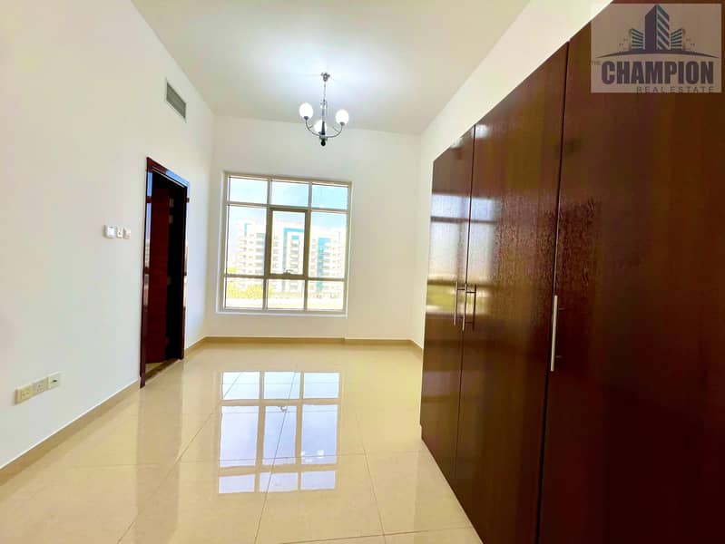 Spacious 2 BHK | 1410 Sqft | Prime Location | Rent 95k - Image 20