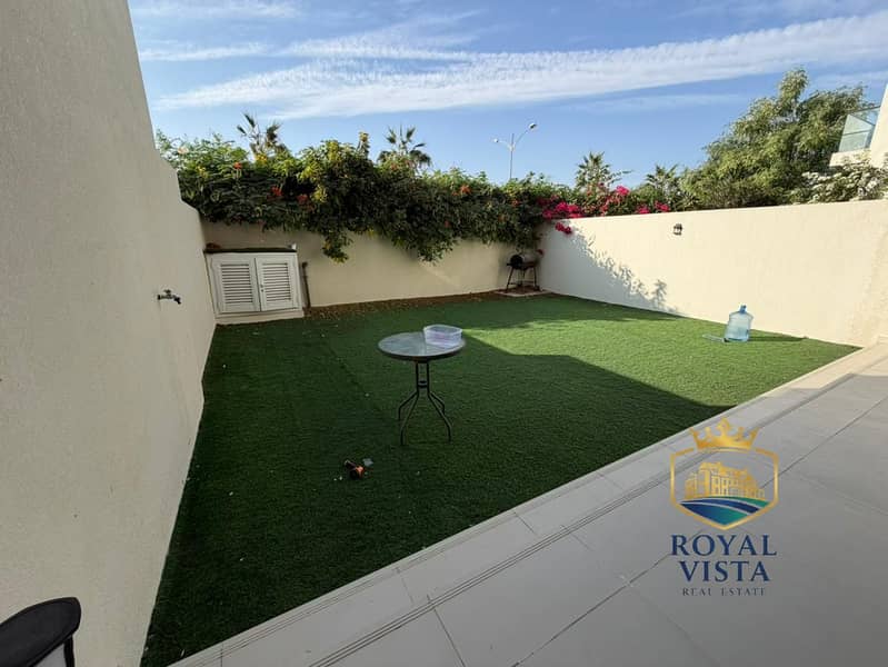 R2MB Layout | 3bed+maid | Single Row | Ready to move - Image 7