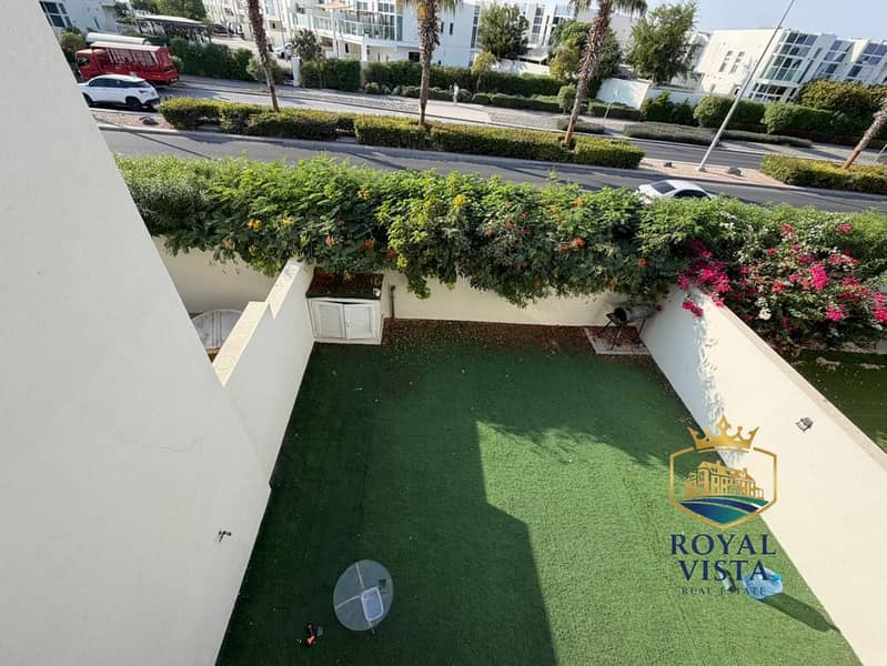 R2MB Layout | 3bed+maid | Single Row | Ready to move - Image 8