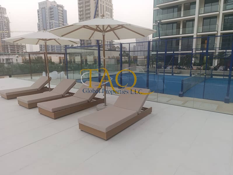 Luxury Pool and Park view apartment