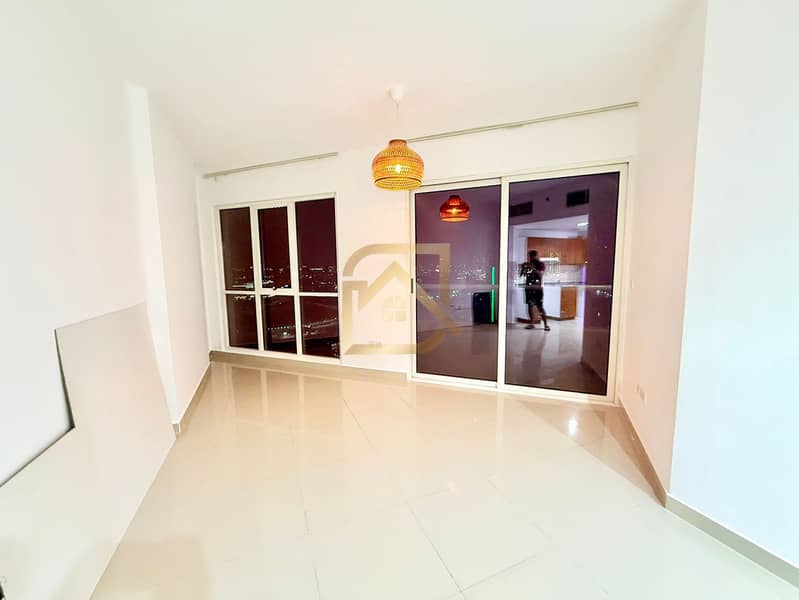 Unfurnished | Perfect 1 bed | Multiple chqs