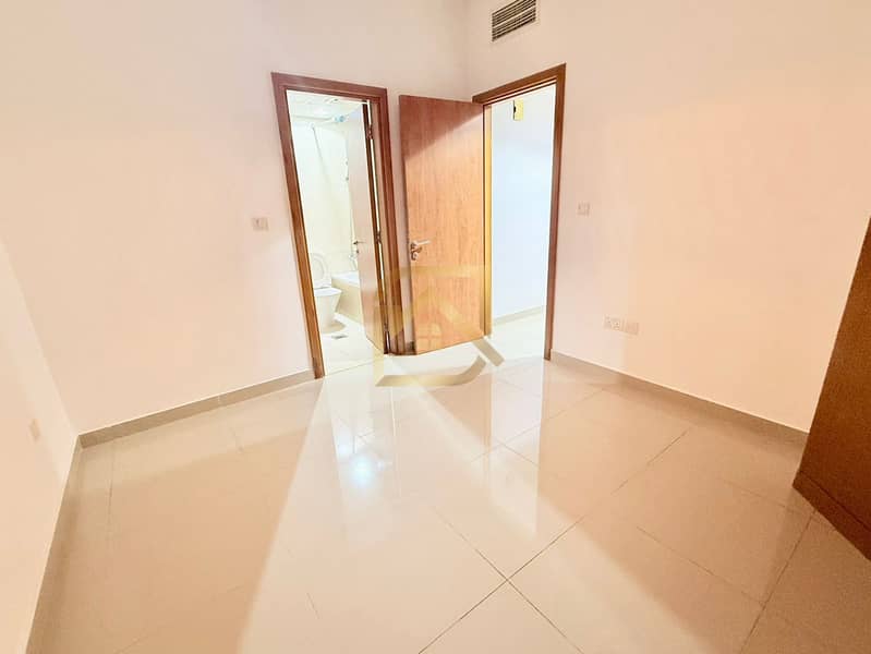 Unfurnished | Perfect 1 bed | Multiple chqs