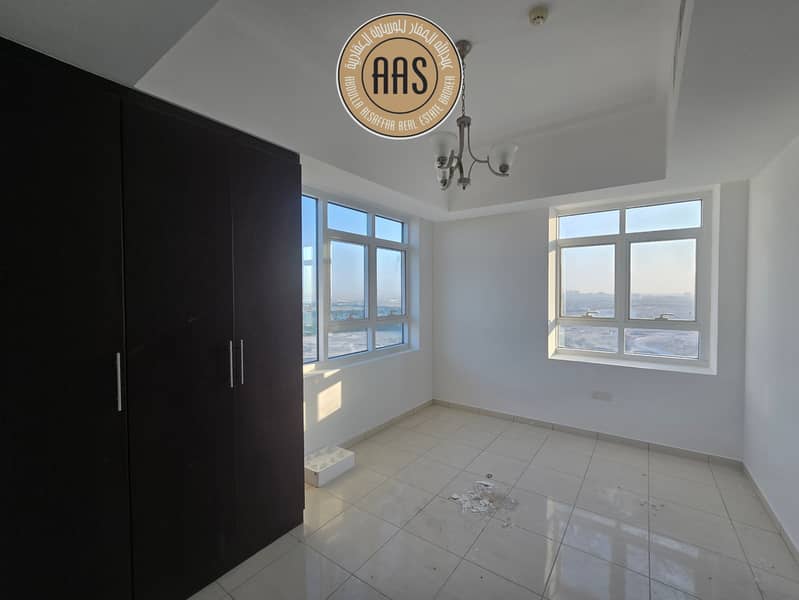2bhk //Chiller free //Lowest price 82k Higher Floor Brari view - Image 6