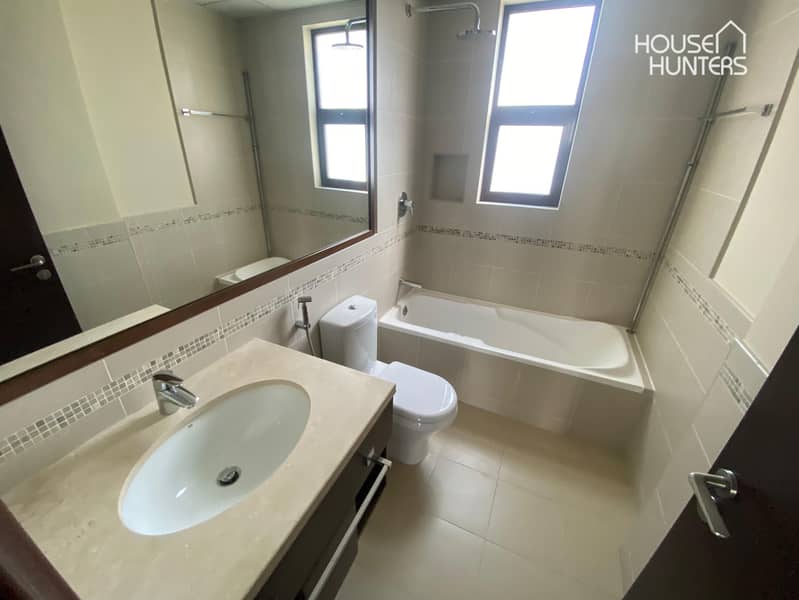 3M | Family Living | 3 Bedrooms | Big Plot - Image 10