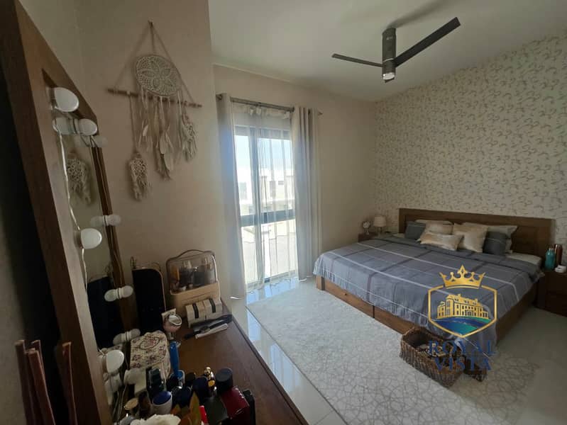 3bed+maid | Corner | Single Row - Image 8