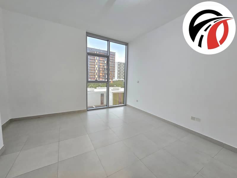 Spacious Apartment ! With All Aminities ! Ready to Move ! Big Size - Image 12