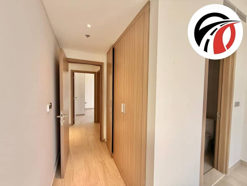 OFFER OF THE DAY ||LUXURY APARTMENT || PRIME LOCATION|| READY TO MOVE - Image 9