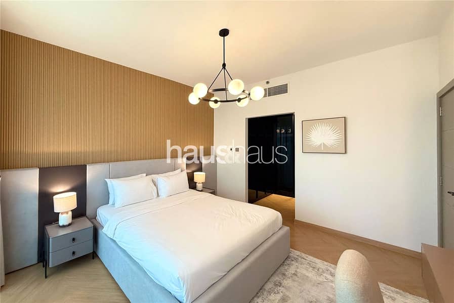 Vacant Now | Fully Upgraded | 2 Balconies - Image 7