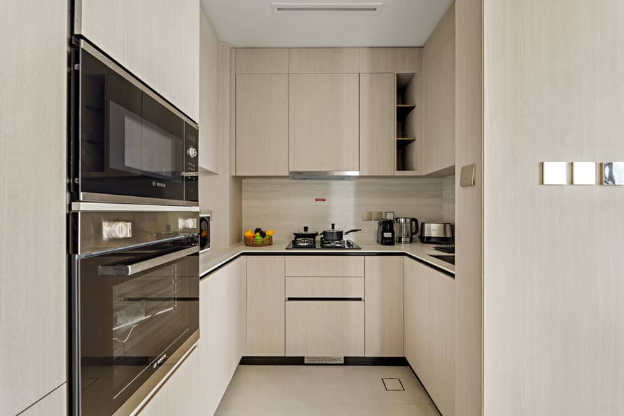 FESTIVE STAY SPECIALS | BRAND NEW 1BR - Image 6