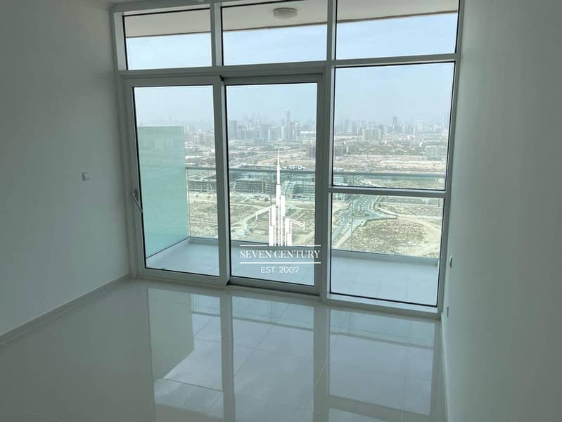 Brand New | High ROI | Golf & Community View