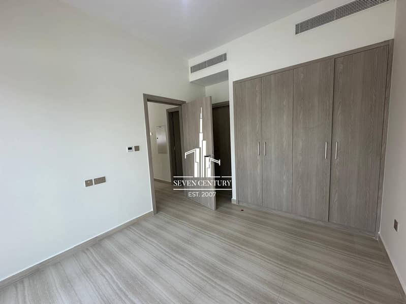 4BHK + Maid | Rare Opportunity | Park View - Image 6