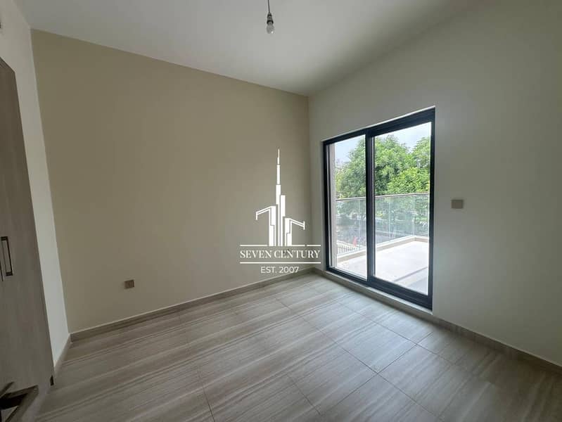 4BHK + Maid | Rare Opportunity | Park View - Image 9