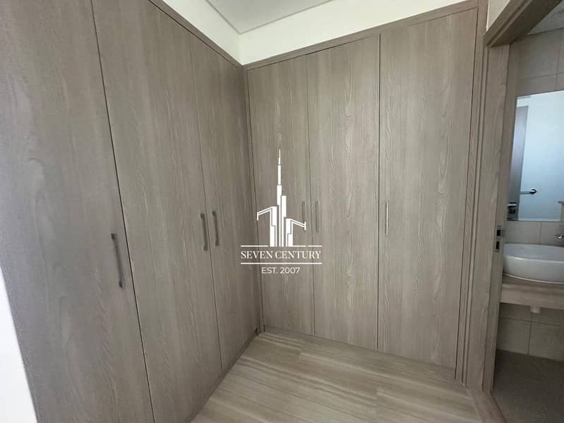 4BHK + Maid | Rare Opportunity | Park View - Image 10