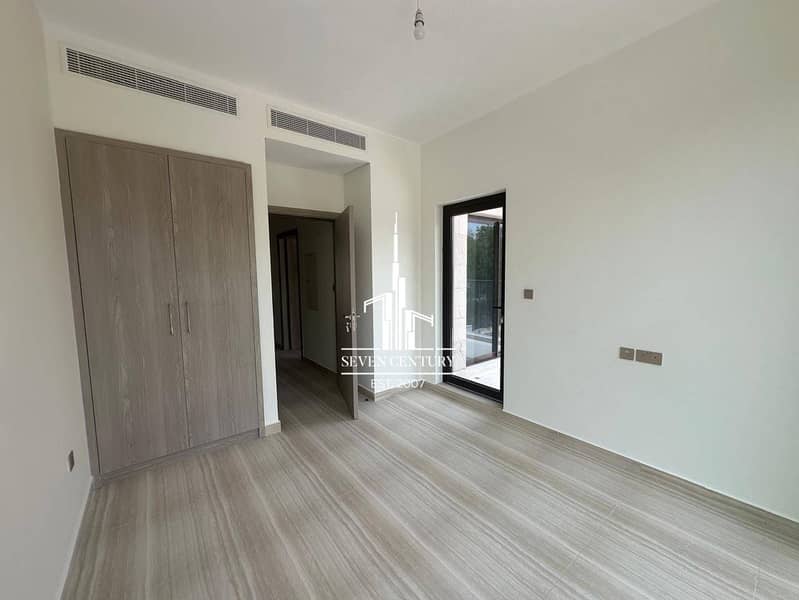 4BHK + Maid | Rare Opportunity | Park View - Image 15