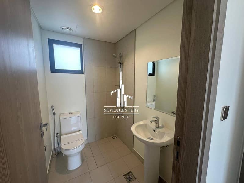 4BHK + Maid | Rare Opportunity | Park View - Image 17