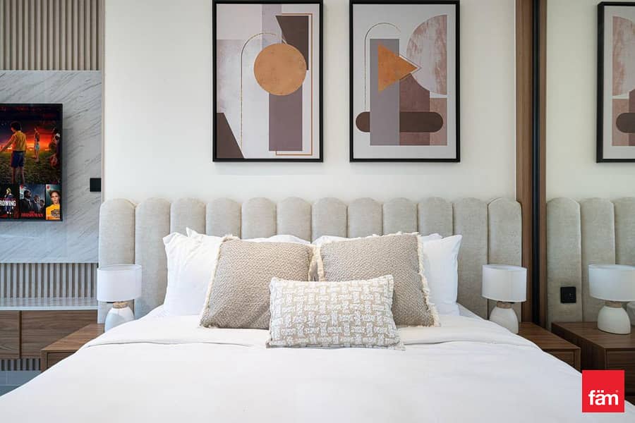 Investor Deal Premium Studio | High End Interiors - Image 13