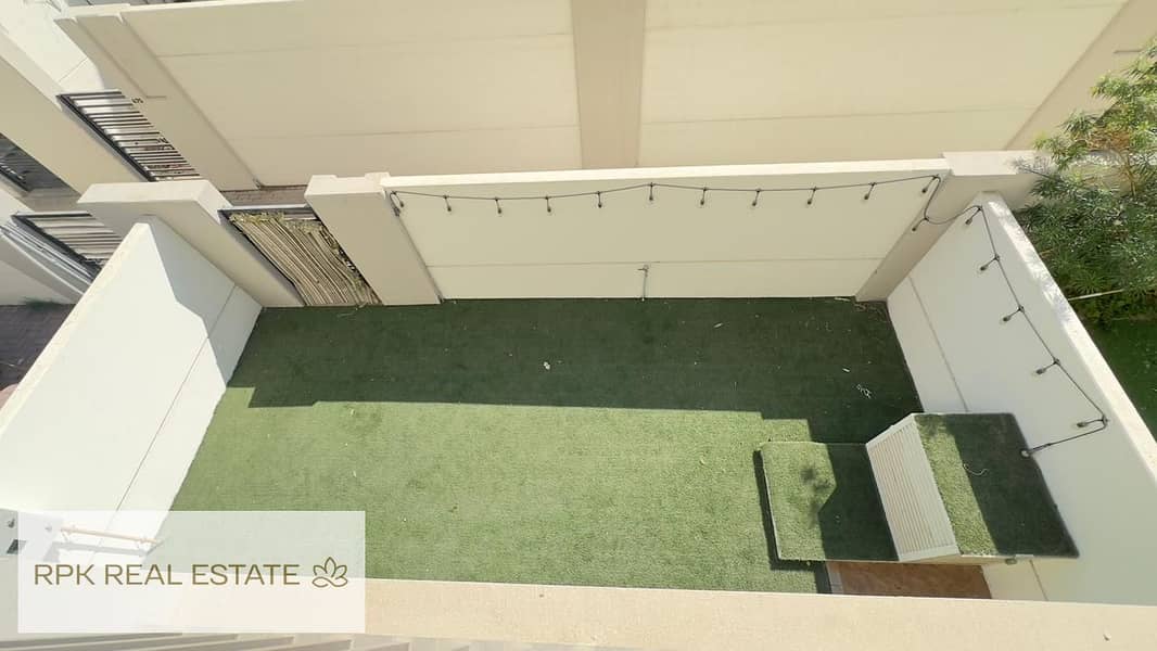 READY TO MOVE IN | COMMUNITY LIVING | SPACIOUS - Image 23