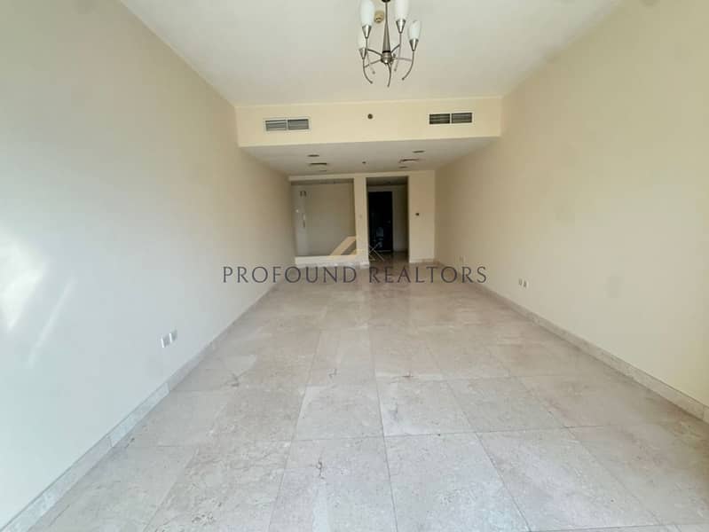 Vastu 2BR+Store I BurjKhalifa view I Closed Kitchen