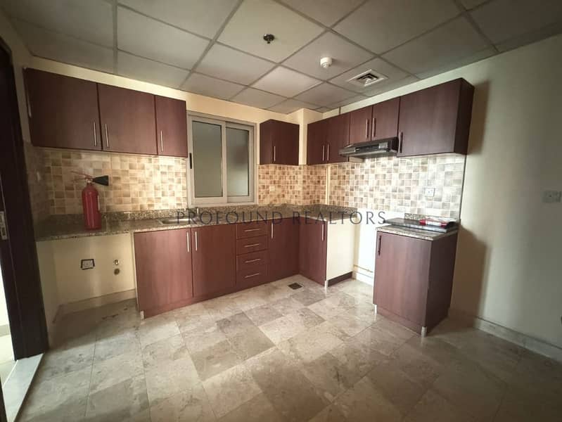 Vastu 2BR+Store I BurjKhalifa view I Closed Kitchen - Image 8