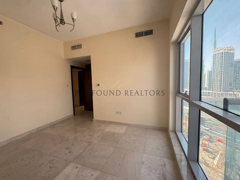 Vastu 2BR+Store I BurjKhalifa view I Closed Kitchen - Image 10