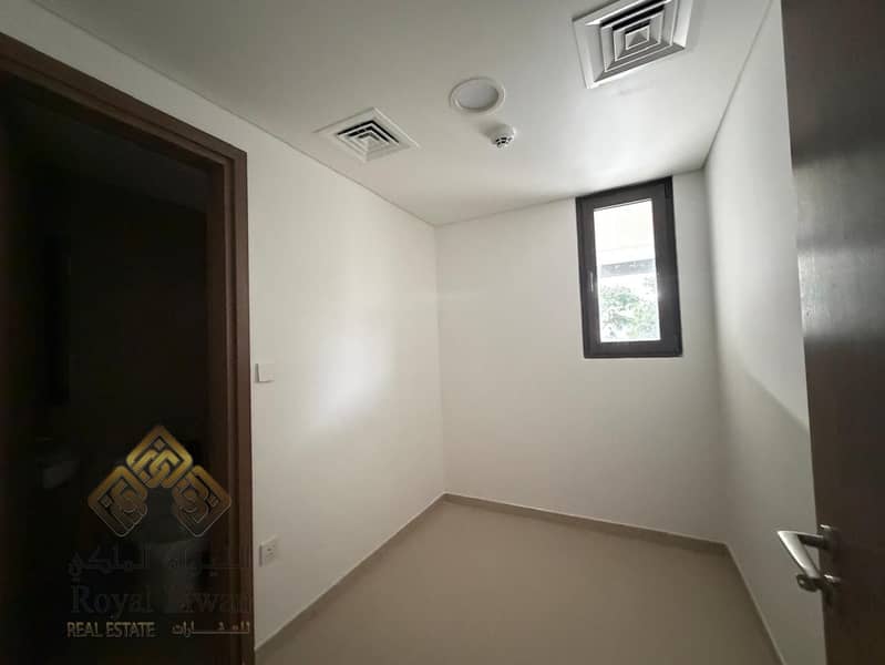 Modern Style | 4BR Townhouse | Corner Unit | Ready to Move in - Image 14