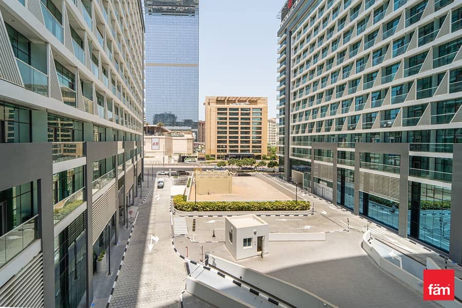 Big Layout | Fully Furnished | Vacant 29th Jan - Image 11