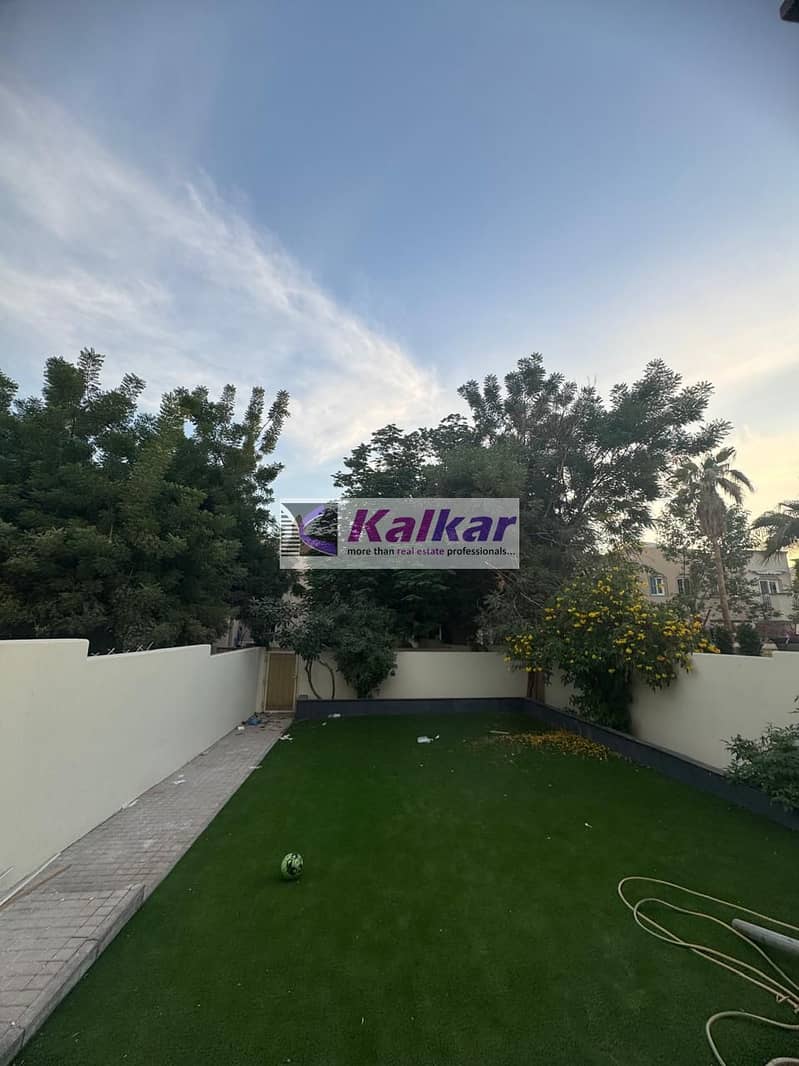 Springs14 -3 Mid| Renovated | Landscaped Garden