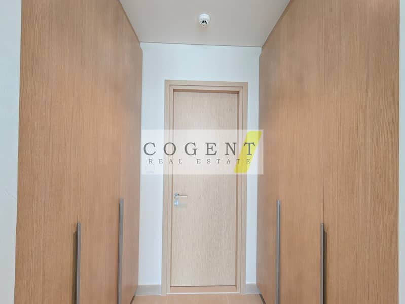 Brand New 3 Bedroom + Maids Apartment For Rent with Full Marina and QE2 Views - Image 11