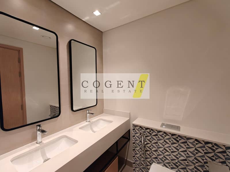 Brand New 3 Bedroom + Maids Apartment For Rent with Full Marina and QE2 Views - Image 14