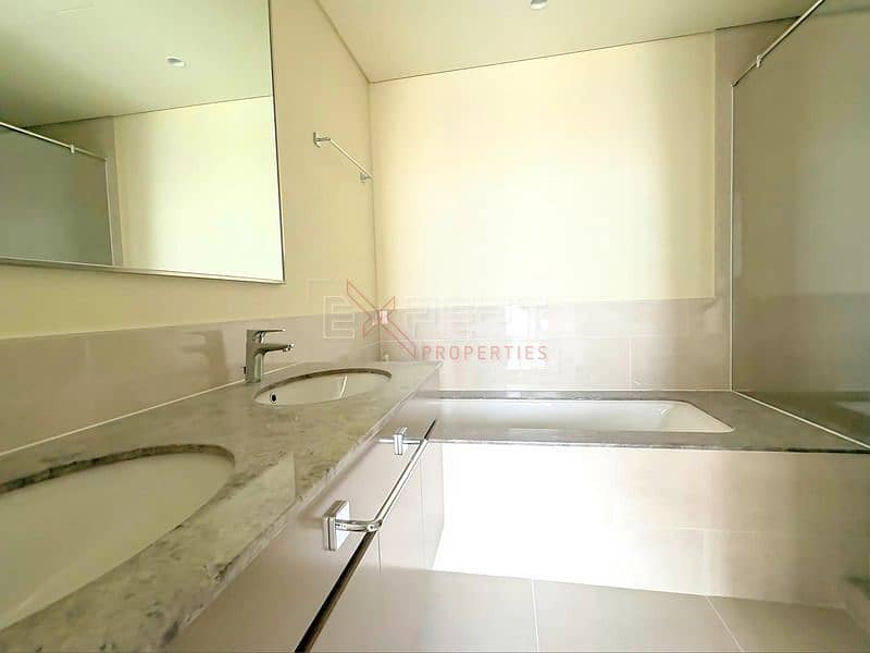 Spacious 3BR | Iconic Burj & Fountain Views | Premium Living - Image 17