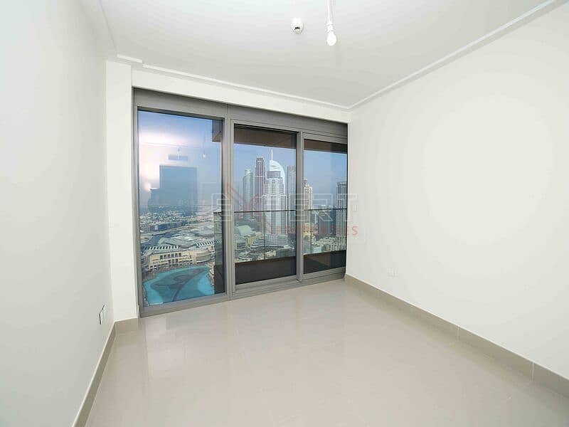 Stunning Burj Khalifa Views | Luxurious 3BHK | Luxury Living - Image 9