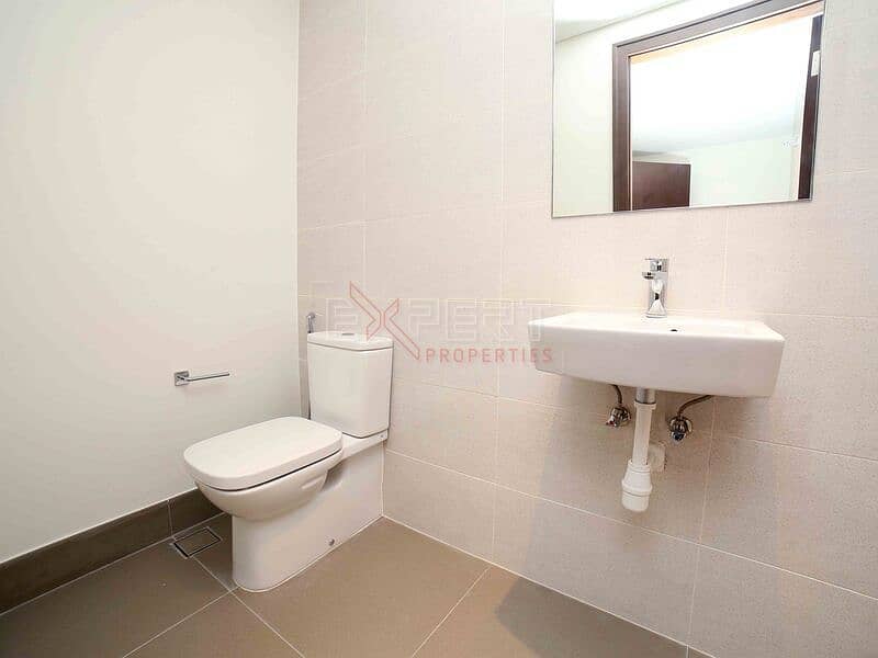 Stunning Burj Khalifa Views | Luxurious 3BHK | Luxury Living - Image 14