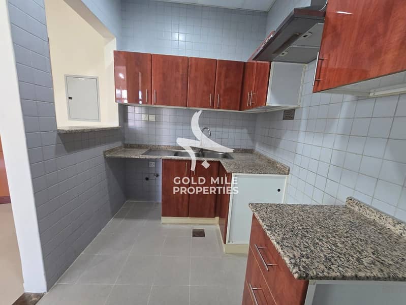 Family building || Prime Location || Ready to Move || Spacious Apartment - Image 6