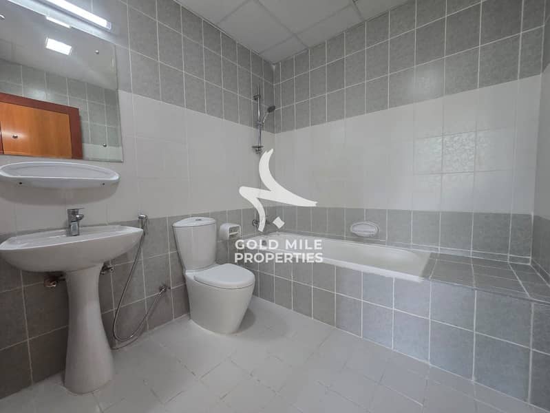 Family building || Prime Location || Ready to Move || Spacious Apartment - Image 11