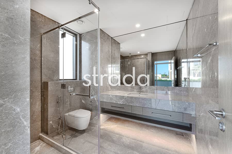 Four BR | Burj View | Park Backing - Image 12